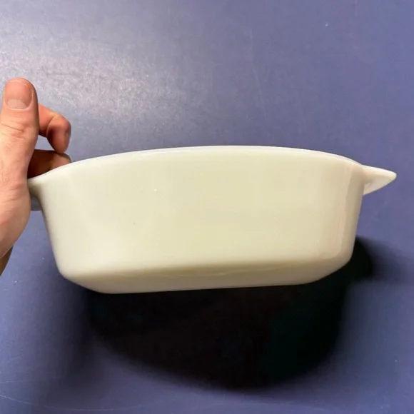 Vintage Anchor Hocking Fire King Blue Cornflower Casserole Dish 1 Qt Round - Picture 6 of 6